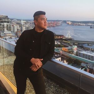 Meet your Posher, Joshua